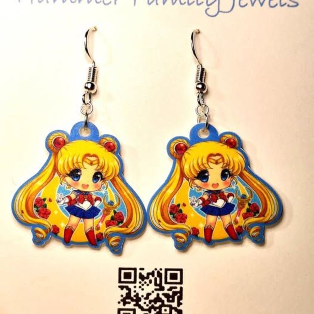 Sailor Moon Earrings-Charm on a Chain-Gold